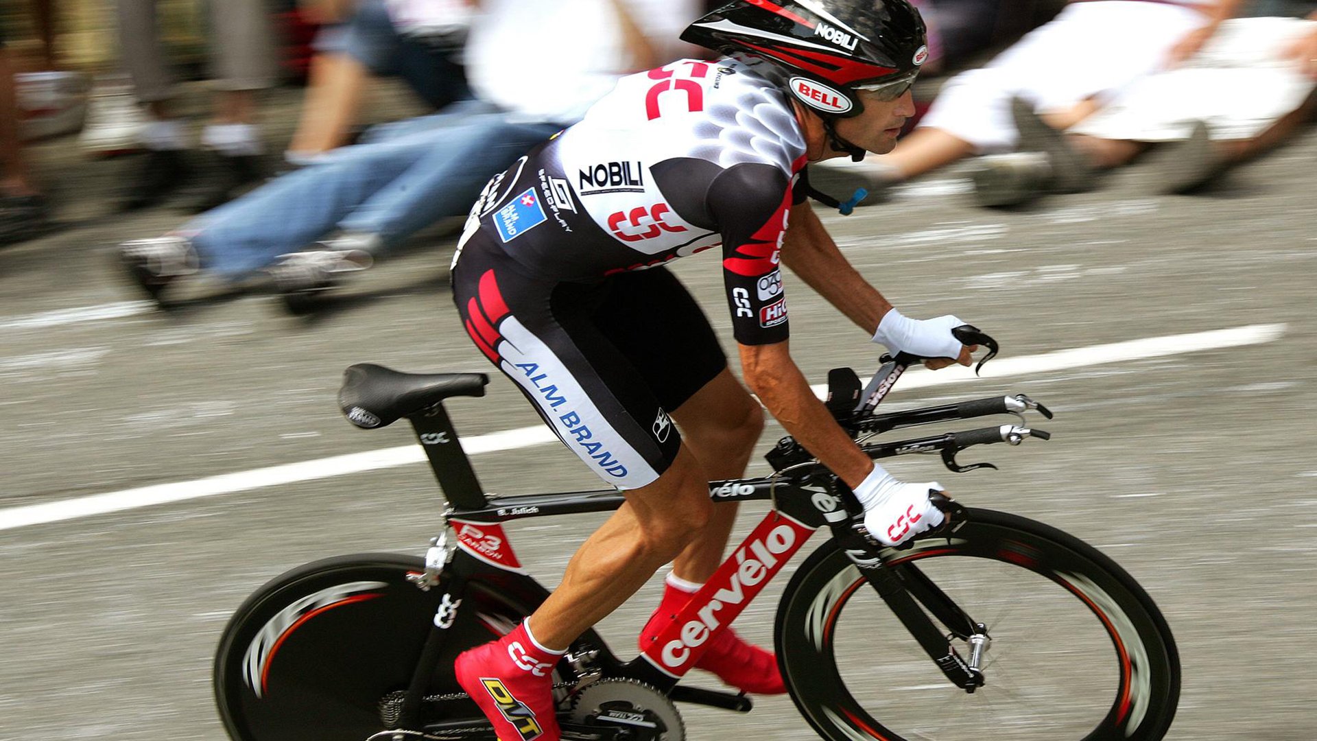 汉诺威球员积极备战，迎接联赛新挑战，汉诺威球员积极备战,迎接联赛新挑战